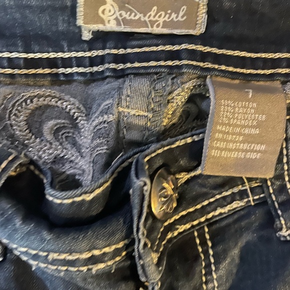 Bootcut jeans with detailed stitching on pockets size 7 - Picture 3 of 8